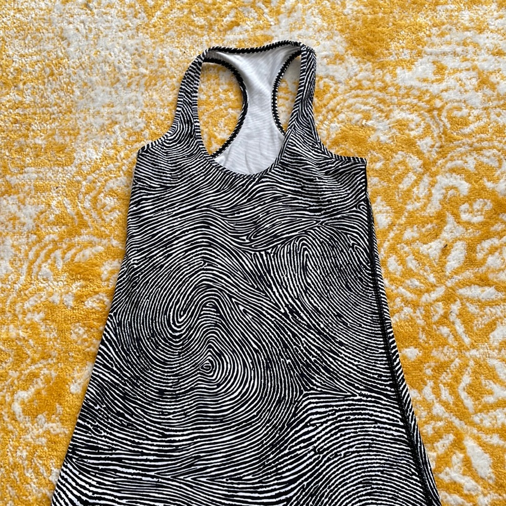 Lululemon Seawheeze tank